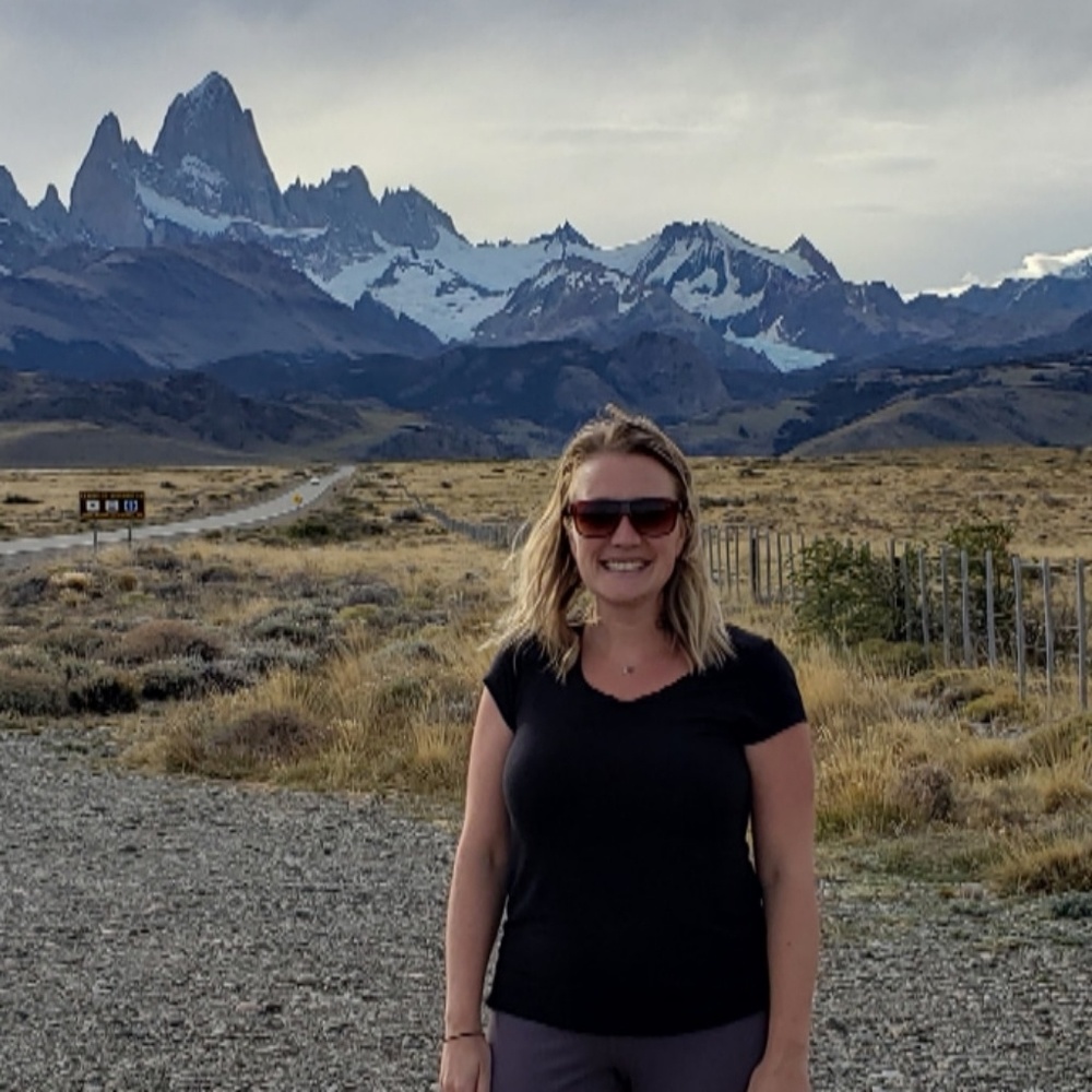 Meet your Posher, Emily